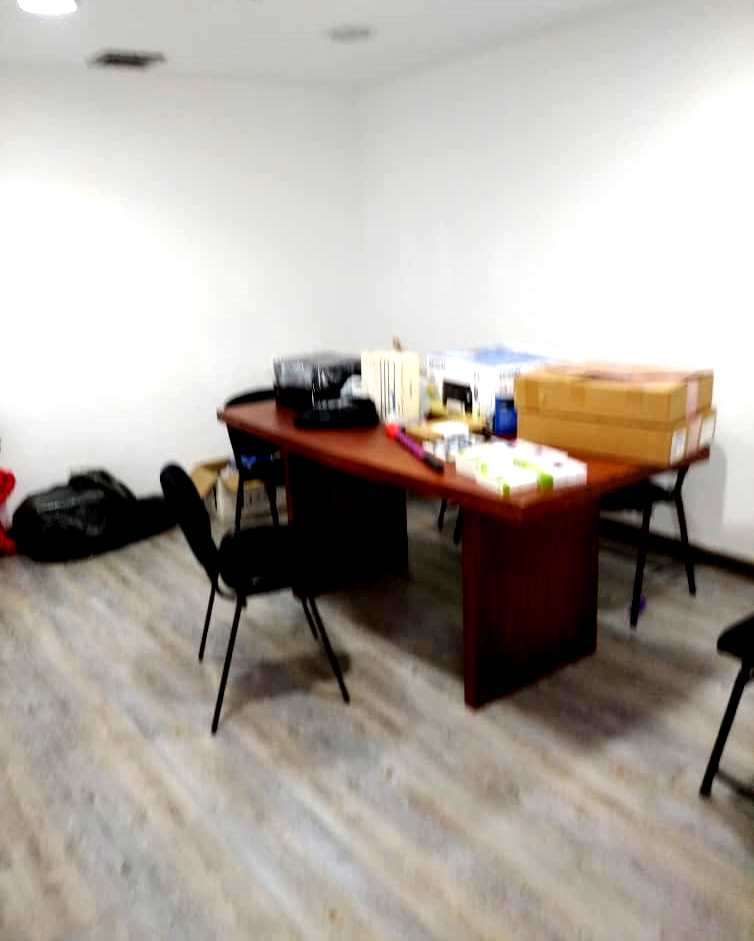 ALQUILER Oficina Remodelada En CCCT Chuao